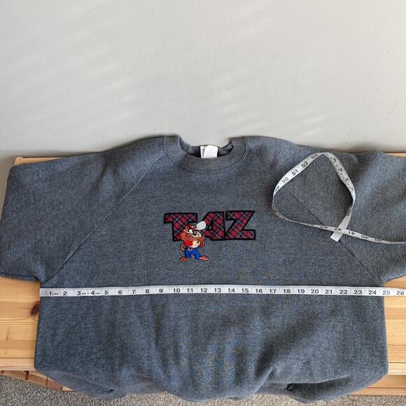 Vintage Looney Tunes Tasmanian Sweatshirt XL - Picture 8 of 9